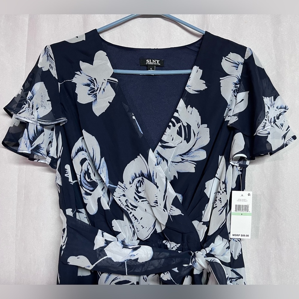 SLNY Floral Flutter Sleeve Wrap Dress Size 8 NWT - Picture 5 of 6